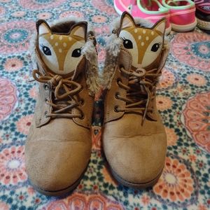 Adorable fox girls boots Size 1